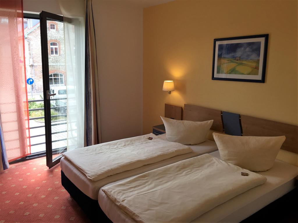 Hotel Ambiente Halberstadt Zewnętrze zdjęcie