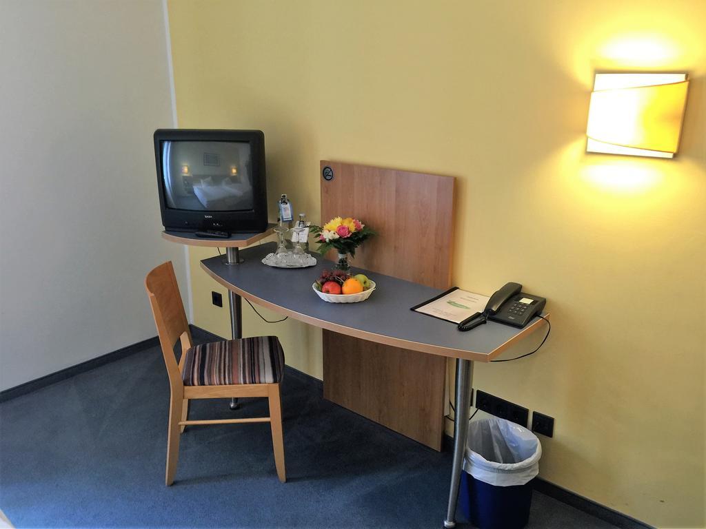Hotel Ambiente Halberstadt Zewnętrze zdjęcie