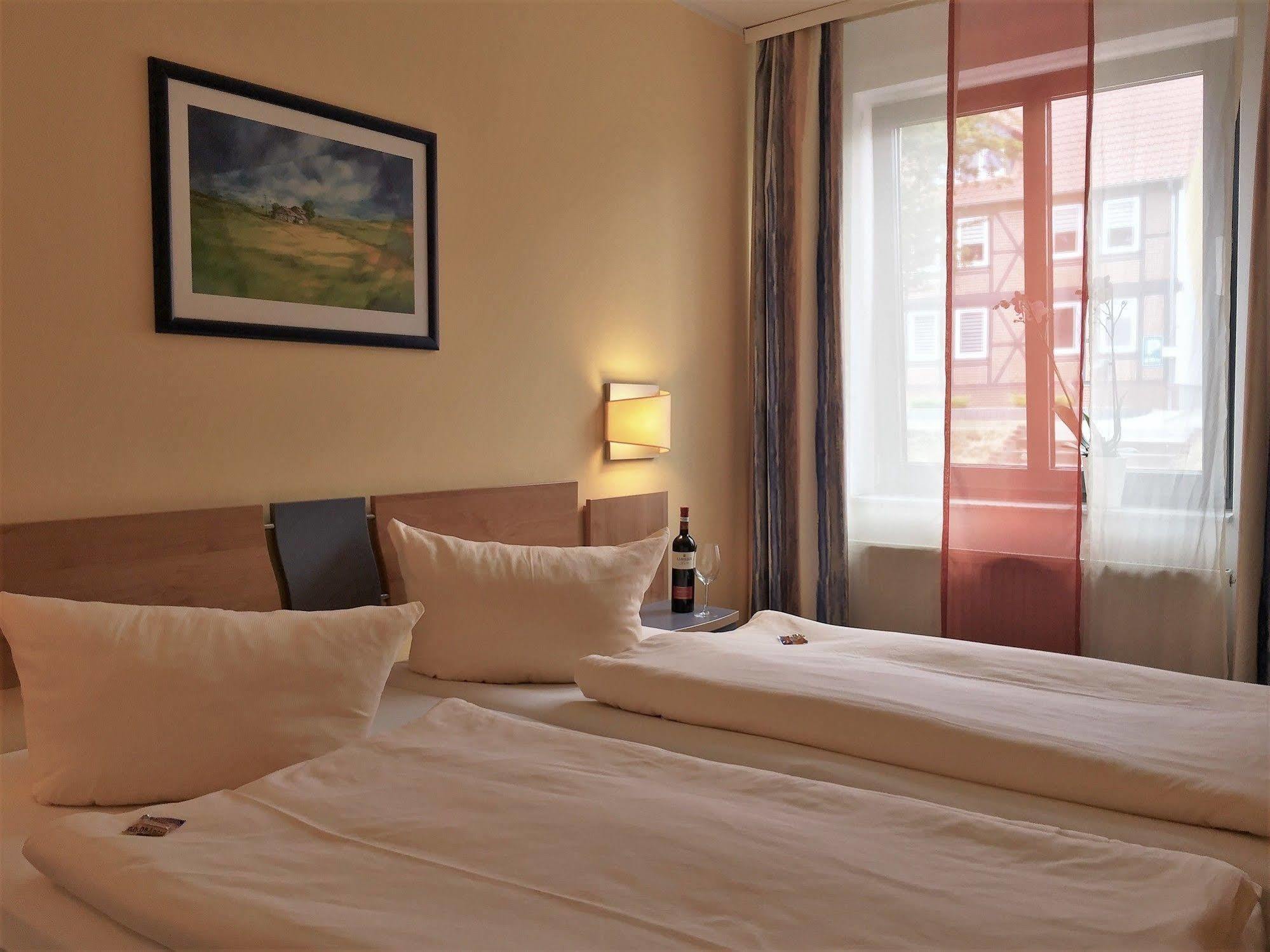 Hotel Ambiente Halberstadt Zewnętrze zdjęcie