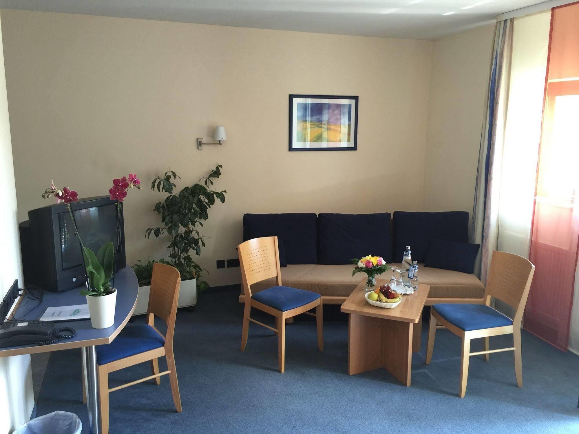 Hotel Ambiente Halberstadt Zewnętrze zdjęcie